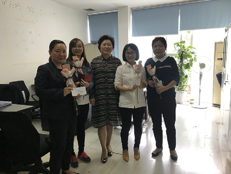 Huanyu Automobile Mother's Day Care