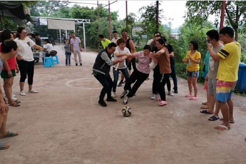 Newsletter on the first team building activity of key employees