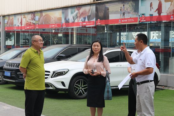 Yu Xiaoling, Director of the Consumption Department of the Municipal Commerce Commission, and his delegation visited Huanyu to inspect the integrity construction work