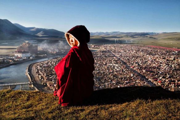 Less than 100,000 yuan, Mondeo, May Day will accompany you to play the wind