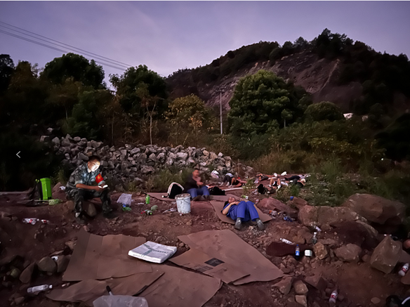 Mountain fires have no lovers, but people around the world are heading backwards