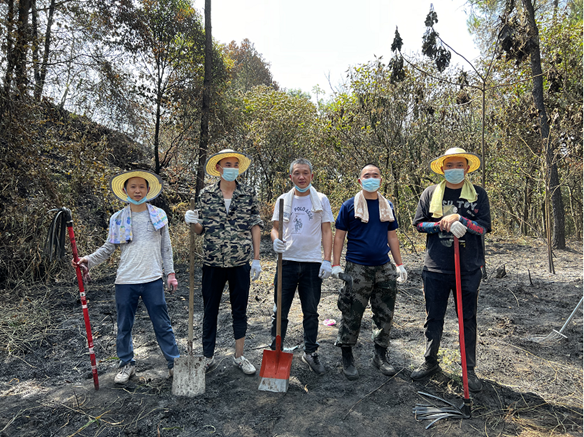 Mountain fires have no lovers, but people around the world are heading backwards