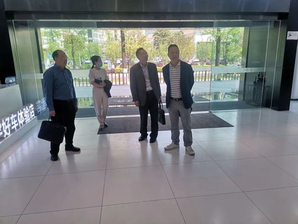 Warmly welcome Director Wu Jinbin of the CPPCC of Banan District and his party to come to Huanyu to guide the work