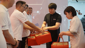 I am grateful to you for forging ahead    ---Huanyu Automobile's 23rd anniversary celebration of gratitude to old employees