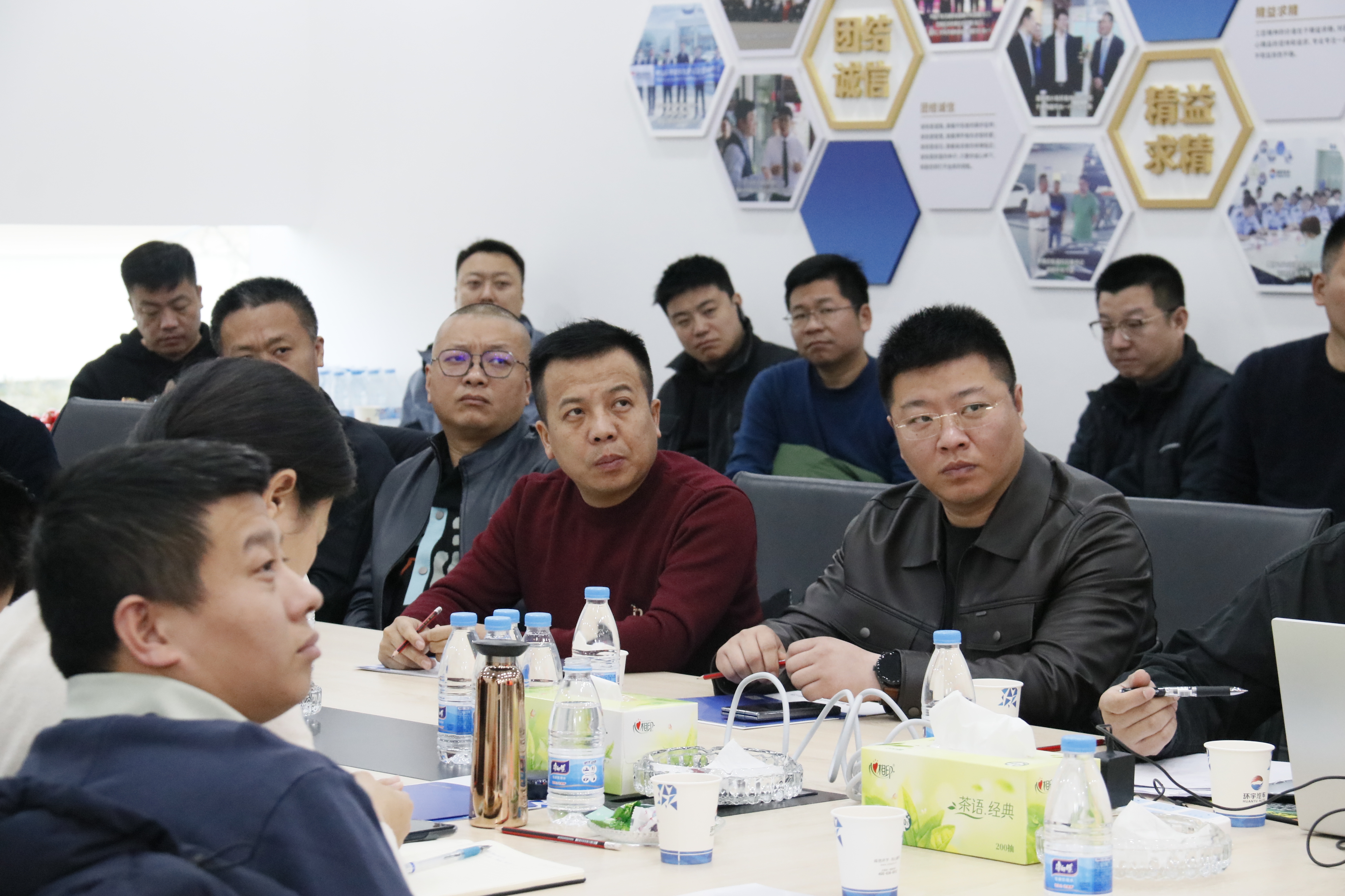 Overseas used car brand DG Motors shareholder and partner meeting was successfully held at Chongqing Huanyu Automobile