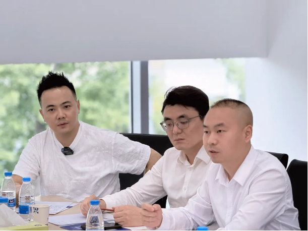 Chongqing Shareholders 'Meeting of Phnom Penh International Automobile Market in Cambodia focuses on project advancement