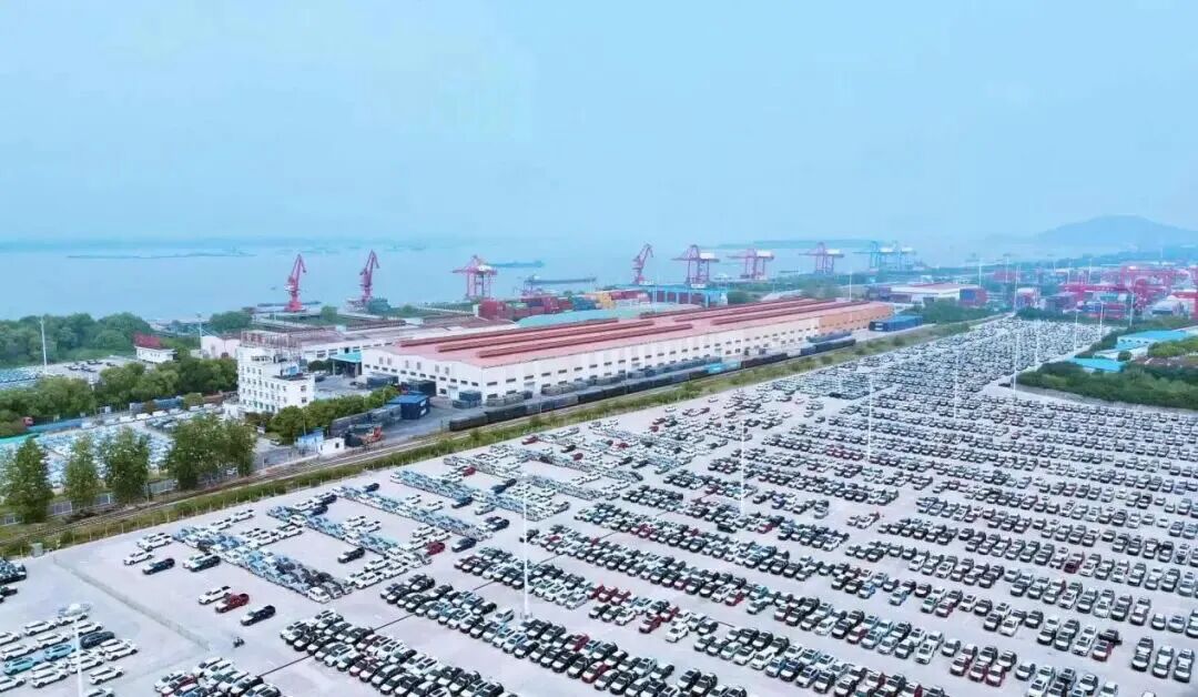 China's cars go out to sea to face the 