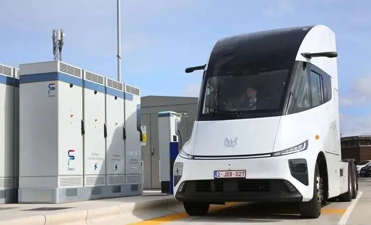 China's electric heavy trucks will speed up again when going out to sea!