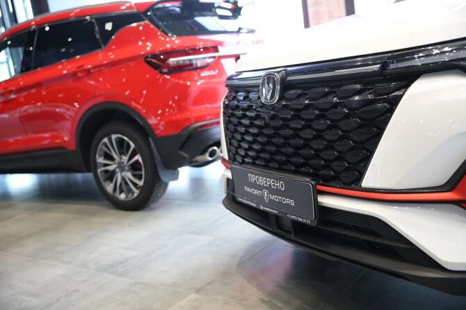 Car dealers are bullish on the import of used cars from China and the Russian market is beginning to seriously accept China brands