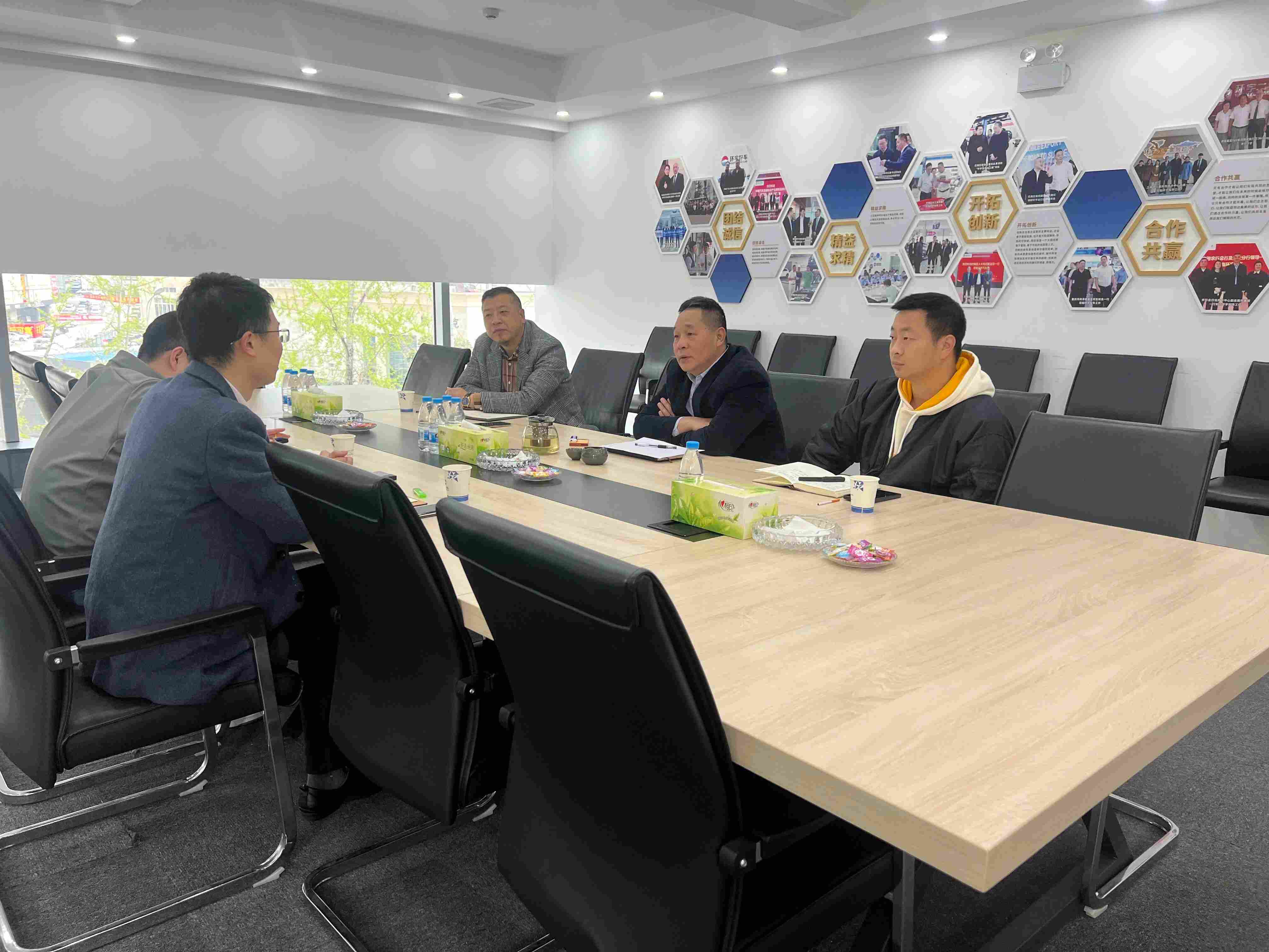 Chengdu-Chongqing Shuangcheng used car export bases seek common development