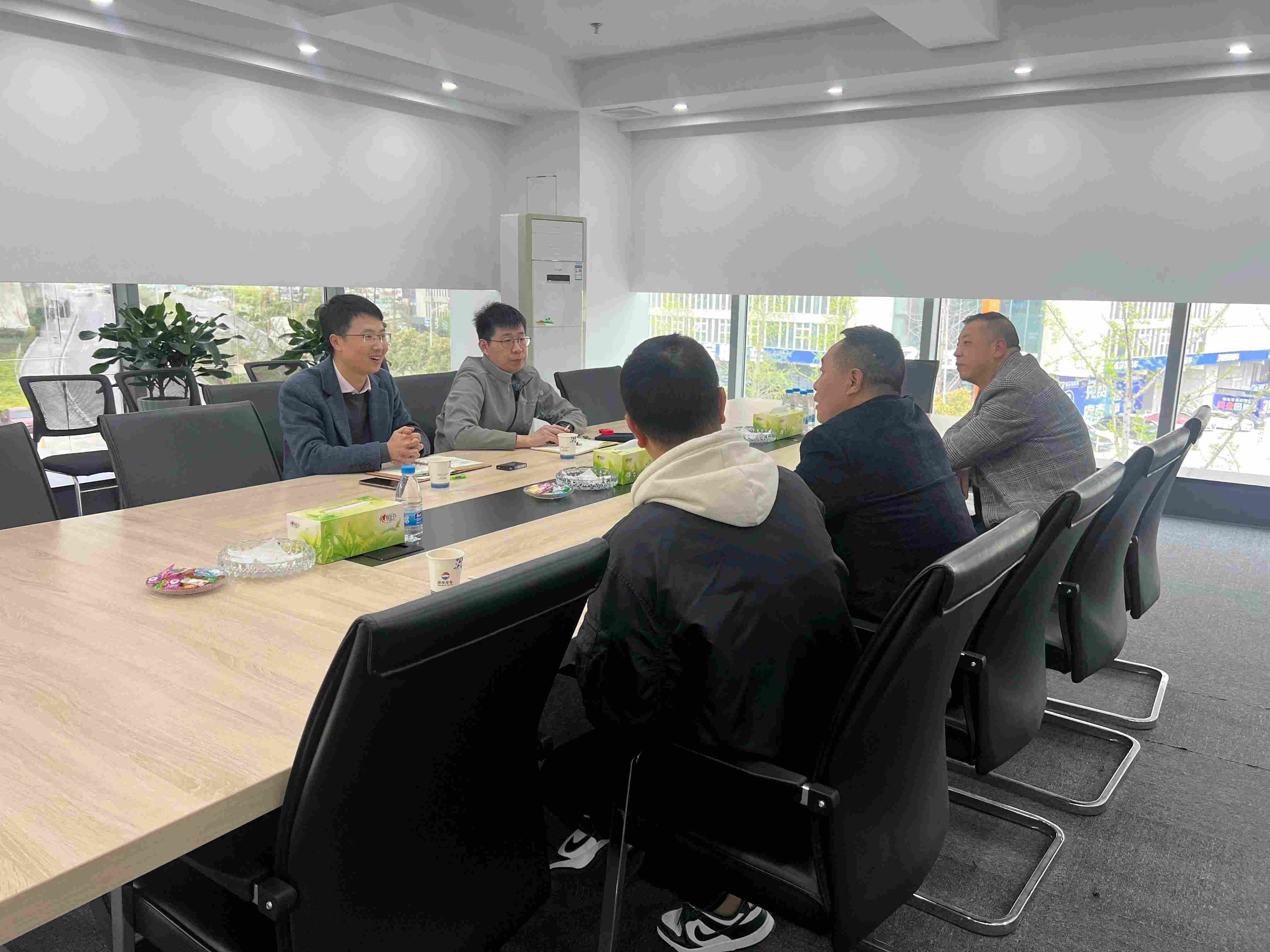 Chengdu-Chongqing Shuangcheng used car export bases seek common development