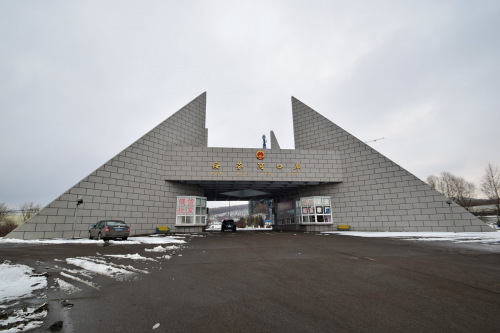 Trade in used cars with Russia continues to expand, and the standardized full-chain service system has broken the industry.