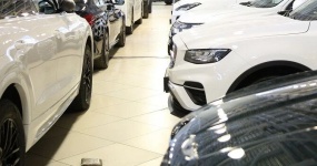 Look at Geely for new cars and Toyota for second-hand: Russia imported 46,800 vehicles in February, and second-hand growth is even faster