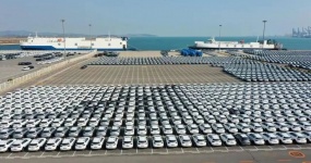 What are the ways to quickly obtain customers when exporting used cars?