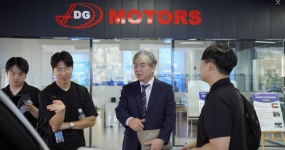 Park Young-hwa, President of the Korea Used Car Export Association, and his party visited the used car export base in China (Banan, Chongqing)