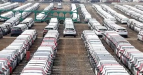 Car prices in Iran continue to soar: Imports are restricted, production is falling, and buying a car is becoming a 