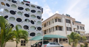 The new regulations regarding the sale of used cars in Ghana have been postponed from being implemented. The details regarding fees and arrangements for vehicles in transit still need to be clarified.