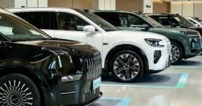 The export of used cars also contributes to the development of the domestic consumer market.