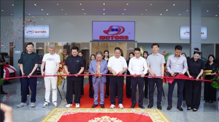 Take advantage of the east wind of the 