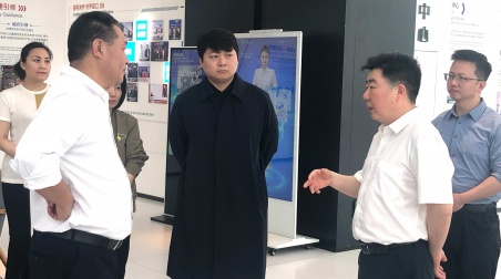 Ran Renjun, member of the Standing Committee of the District Party Committee and Secretary of the Political and Legal Committee, visited Huanyu Base to listen to suggestions, cheer up, and look forward to 